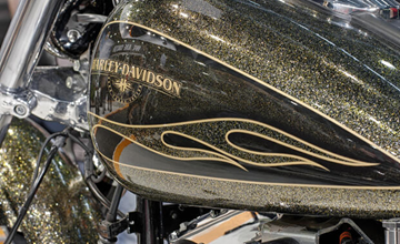 Harley-Davidson Hard Candy Black Gold Flake Motorcycle Paint