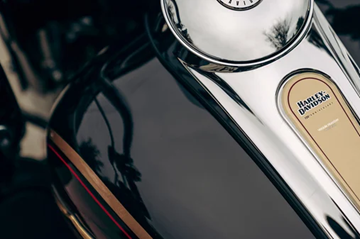 Harley-Davidson Heirloom Black Motorcycle Paint