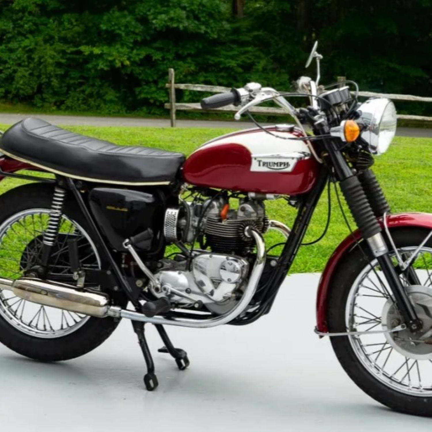 Triumph Cherokee Red Candy Motorcycle Paint