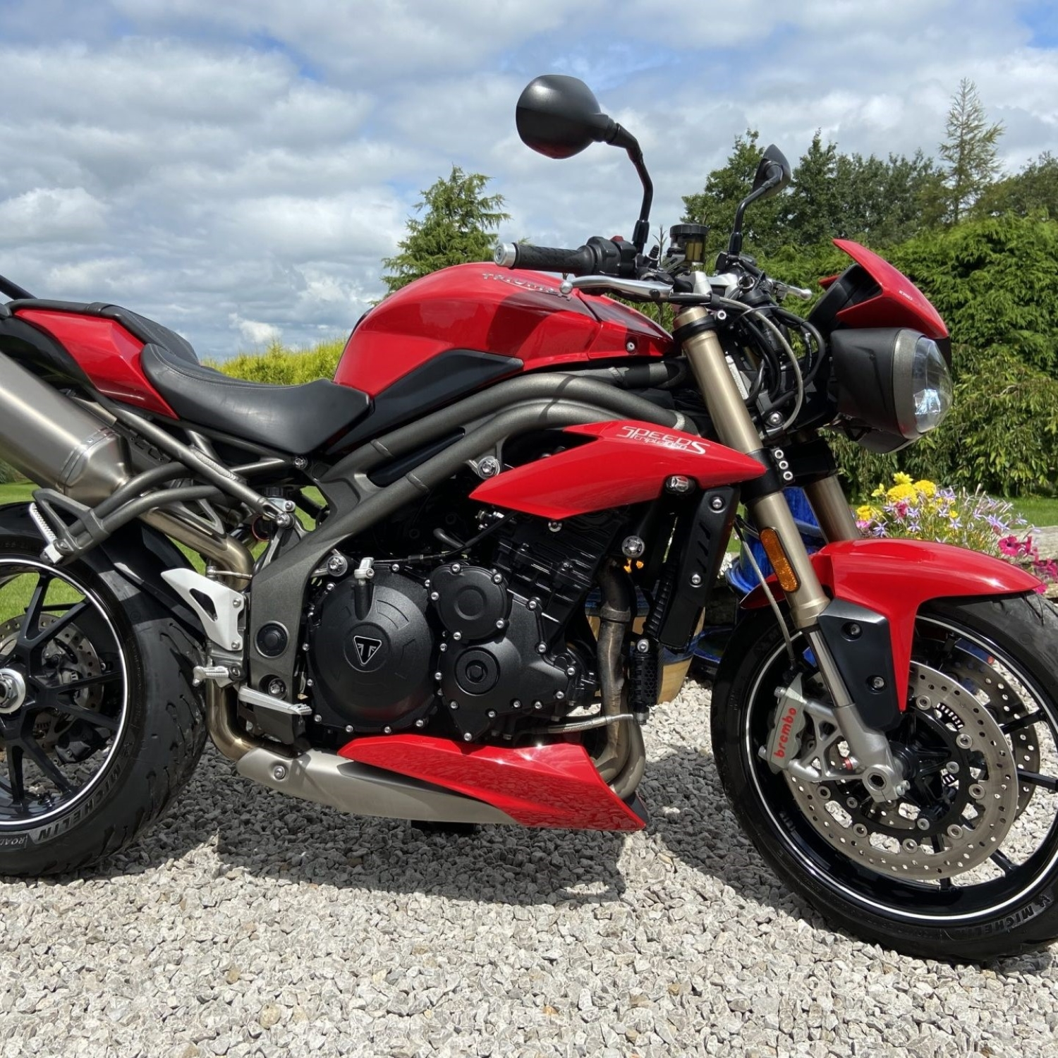 Triumph Diablo Red (code CW) Motorcycle Paint