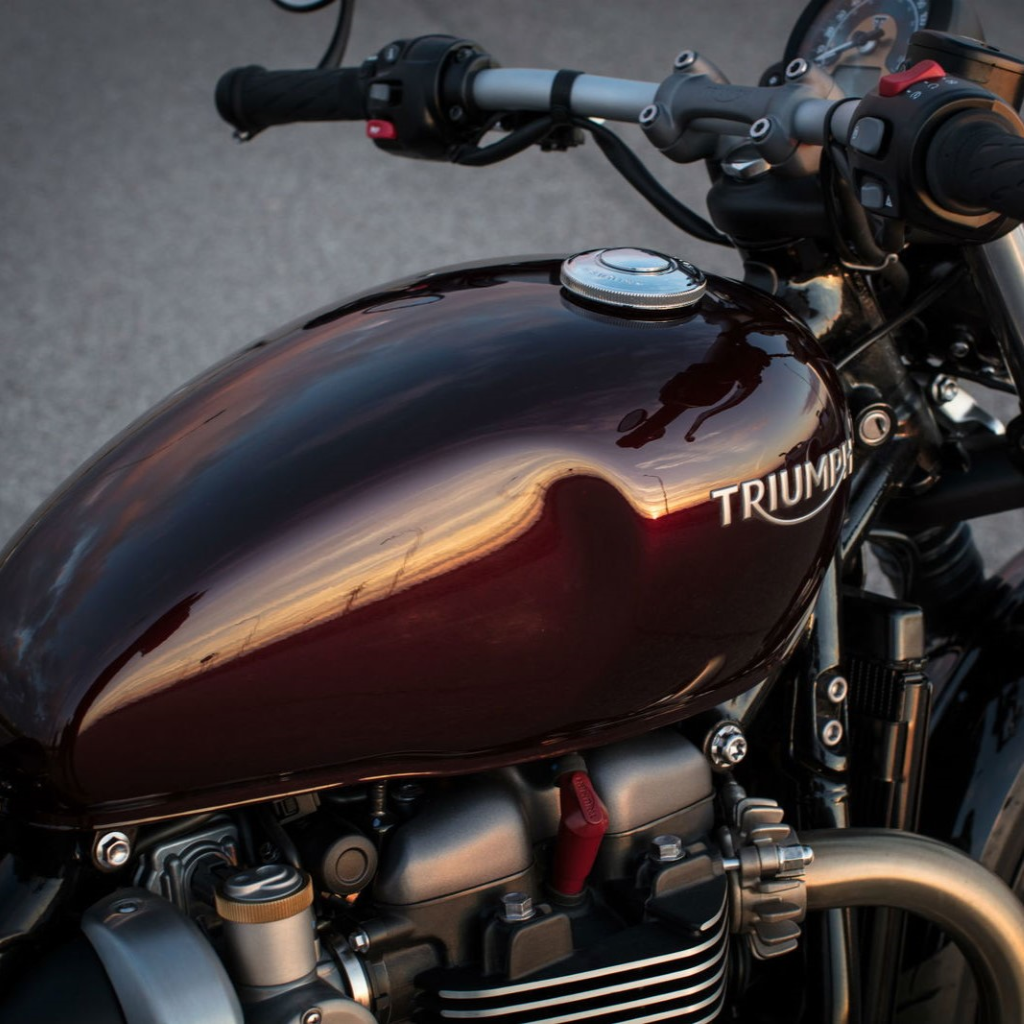 Triumph Morello Red (code DA) Motorcycle Paint