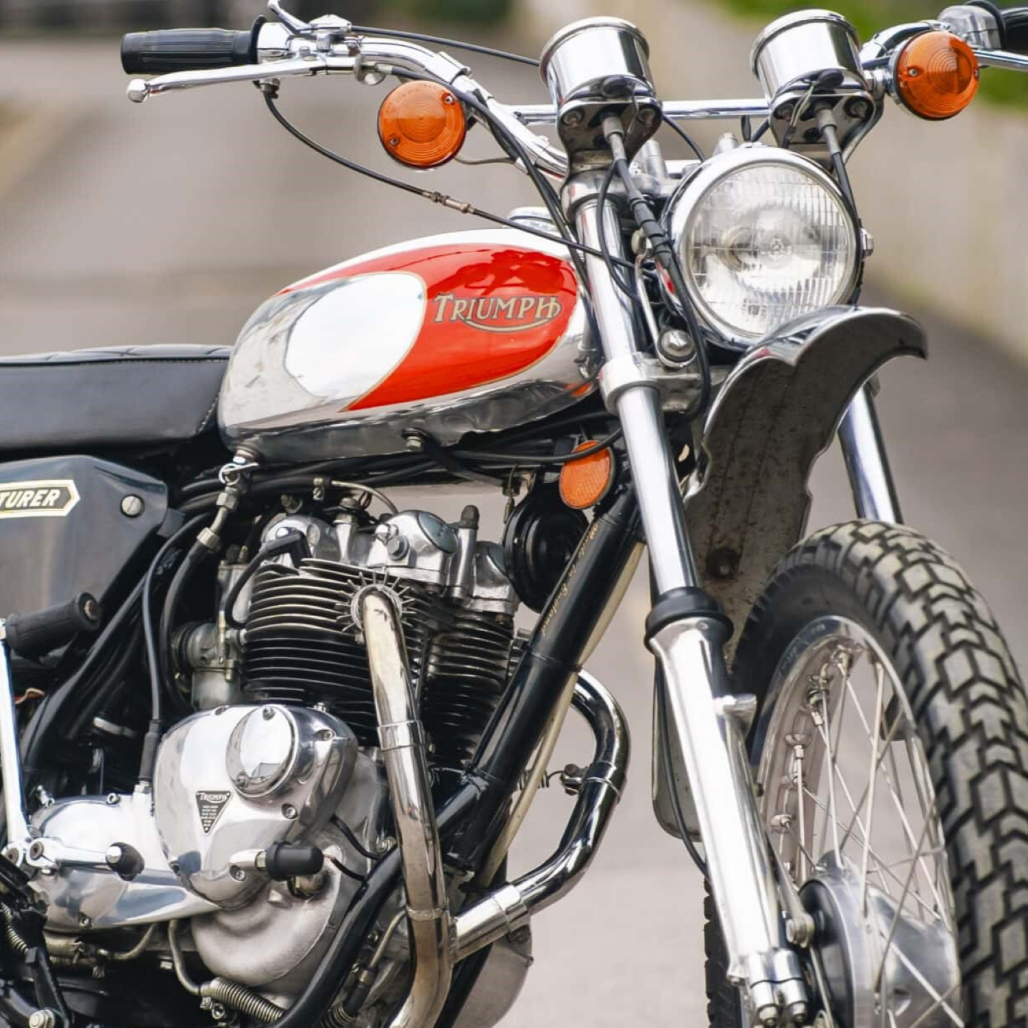 Triumph Signal Red Motorcycle Paint